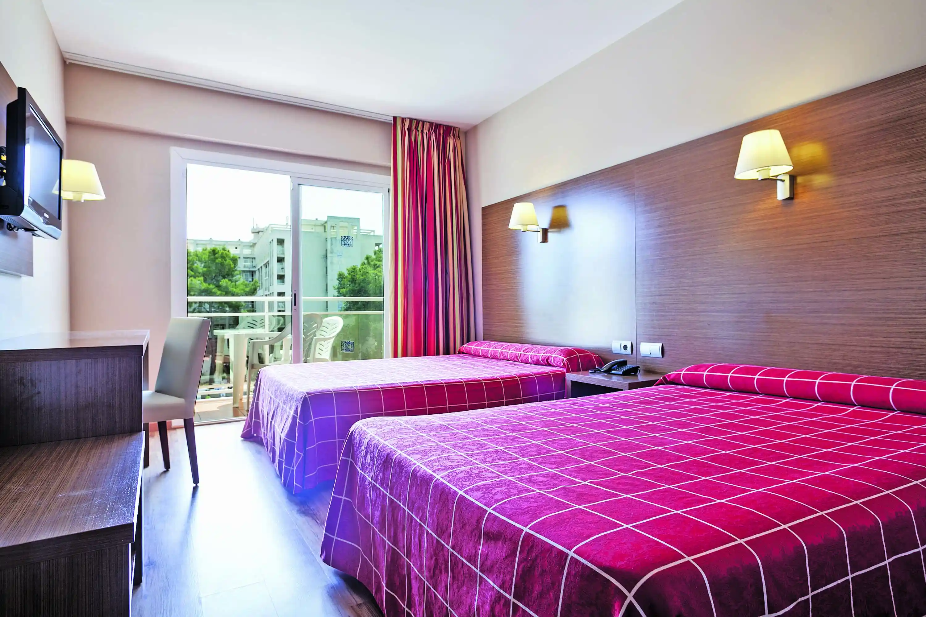 Lagrange Vacances&reg;  - Salou - Best Hotel Oasis Park